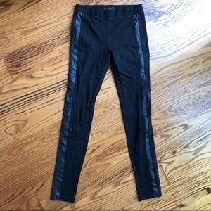 Sanctuary leggings w/leather stripe